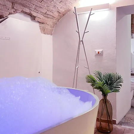 Apartamento Medieval Flat With Whirlpool Bath