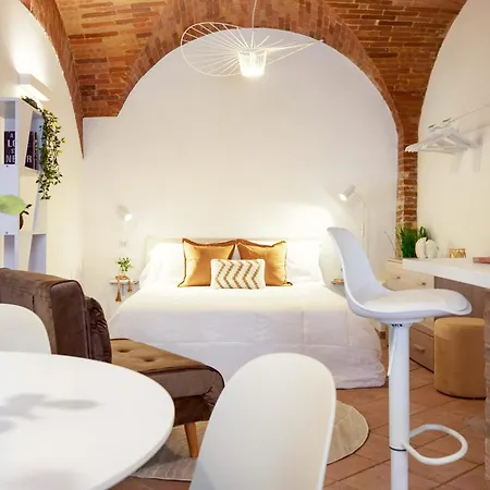 Medieval Flat With Whirlpool Bath * 페루자