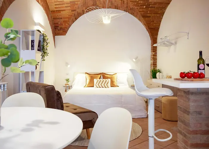 Medieval Flat With Whirlpool Bath * Περούτζια